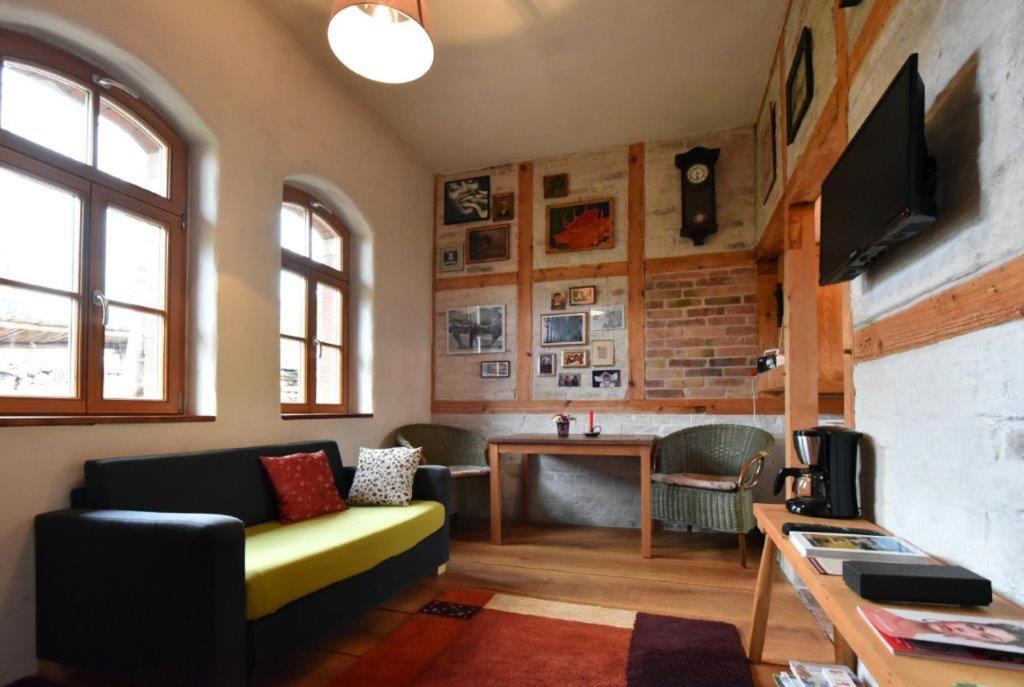 Ferienhaus "Alter Gueterschuppen" 萨勒河畔瑙姆堡 外观 照片