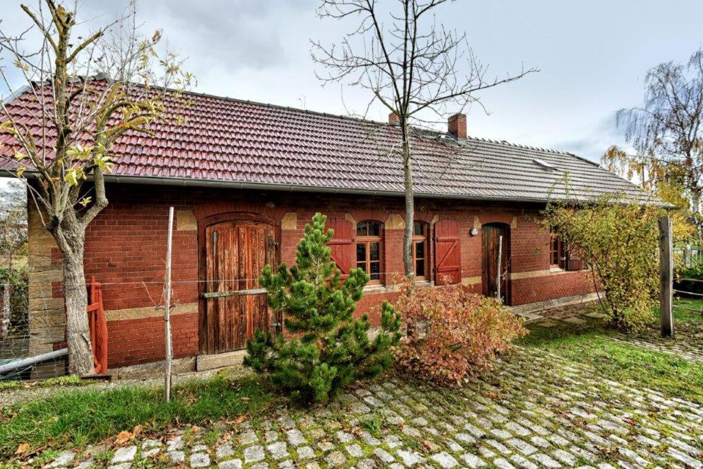Ferienhaus "Alter Gueterschuppen" 萨勒河畔瑙姆堡 外观 照片